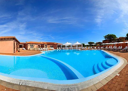 מלון אגליאנטו Borgo Dei Pescatori 4*,  איטליה